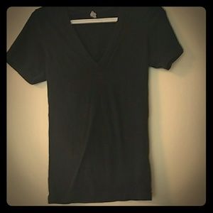 Deep v american apperal t-shirt